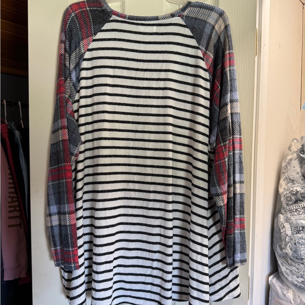 Maurices Black & White Striped Top with Blue Plaid Trim - Picture 5 of 5